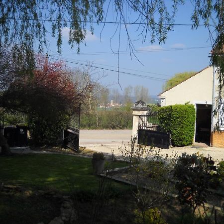 Relais Des Vignottes Bed and Breakfast Chevannes  Buitenkant foto