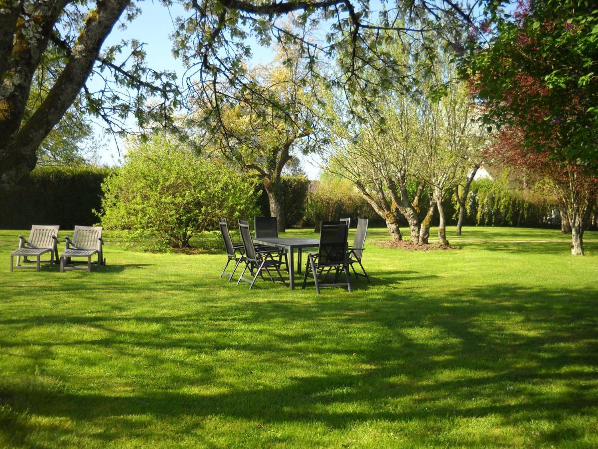 Relais Des Vignottes Bed and Breakfast Chevannes  Buitenkant foto