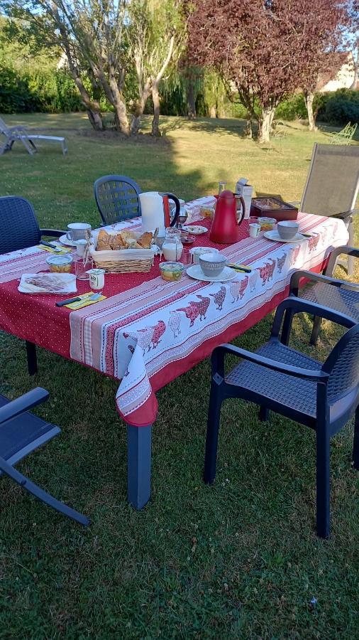 Relais Des Vignottes Bed and Breakfast Chevannes  Buitenkant foto